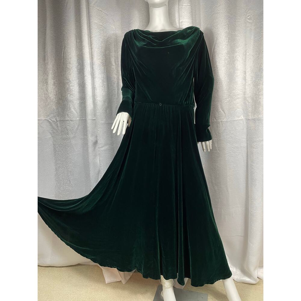 🔥VTG Gillian Luxury Emerald Green Velvet Cowl Neck Flare Dress Romantic Goth 10